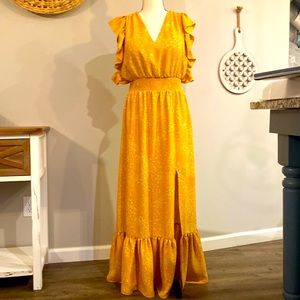 EXPRESS beautiful yellow dress
